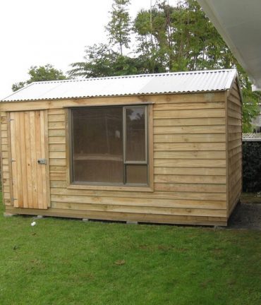 Special Cabin With Timber Wood Door - Custom Cabins Waikato